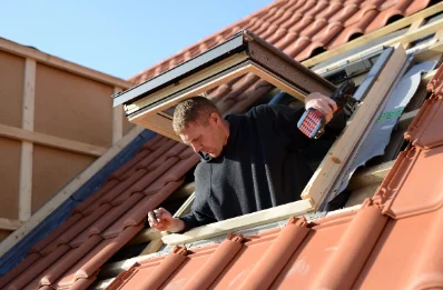 Pose de fenêtres de toit Velux à la Goulafrière
